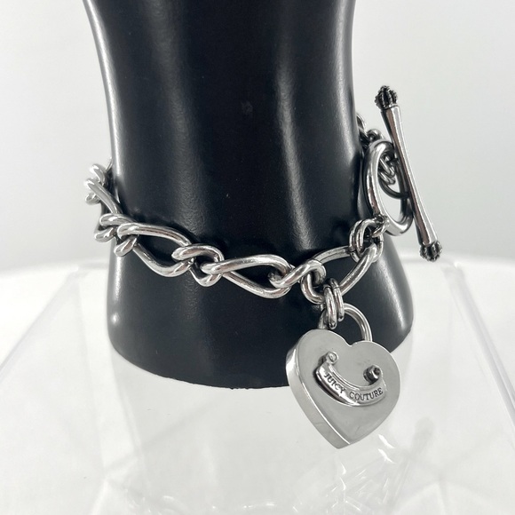 Juicy Couture Heart Bracelet - Picture 2 of 15